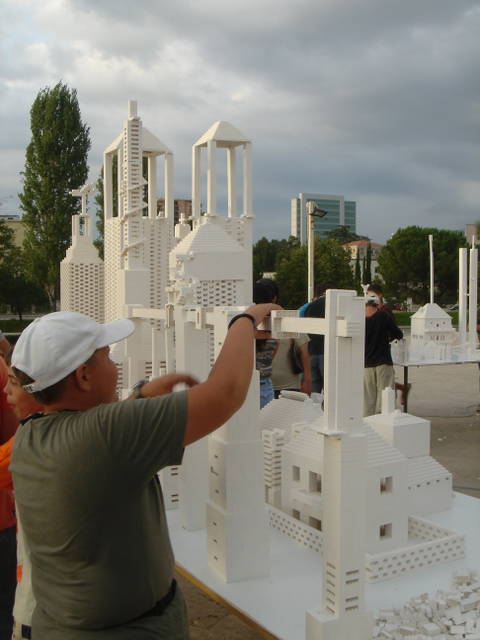 The collectivity project, 2005 - 3rd Tirana Biennale, Albania – 2005 - Photo: Olafur Eliasson