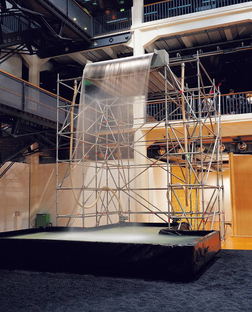 Waterfall, 1998 - Zentrum für internationale Lichtkunst Unna, Germany – 1998 - Photo: Franz Warmhof