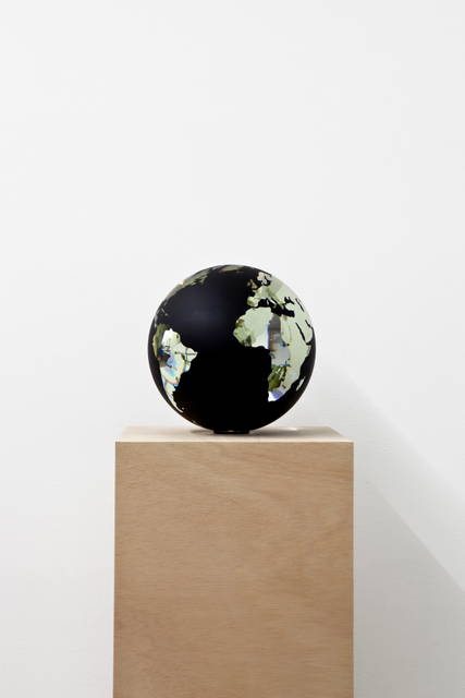 The reflected polar reversal, 2014 - Photo: María del Pilar García Ayensa / Studio Olafur Eliasson