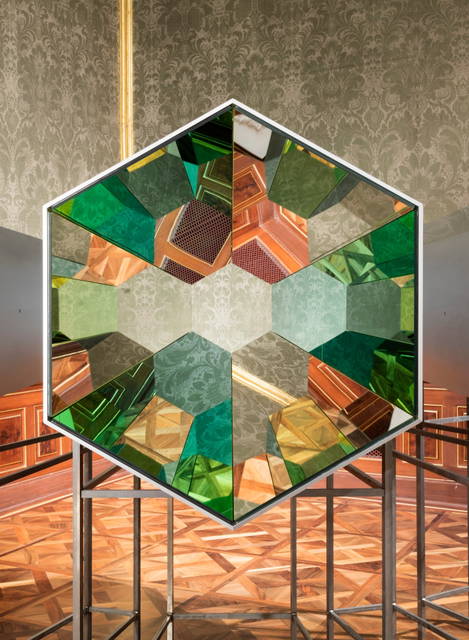 Seu planeta compartilhado (Your shared planet), 2011 - The Winter Palace of Prince Eugene of Savoy, Vienna – 2015 - Photo: Anders Sune Berg