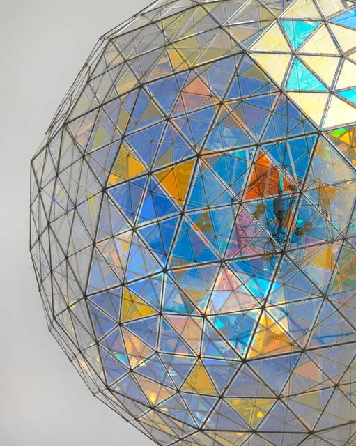 Care and power sphere, 2016 - Photo: Jens Ziehe