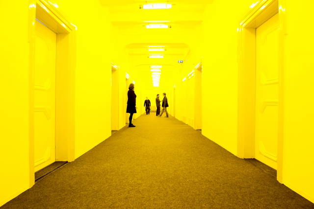 Yellow corridor - Mönchehaus Museum für Moderne Kunst, Goslar, Germany – 1997 - Photo: Heike Göttert