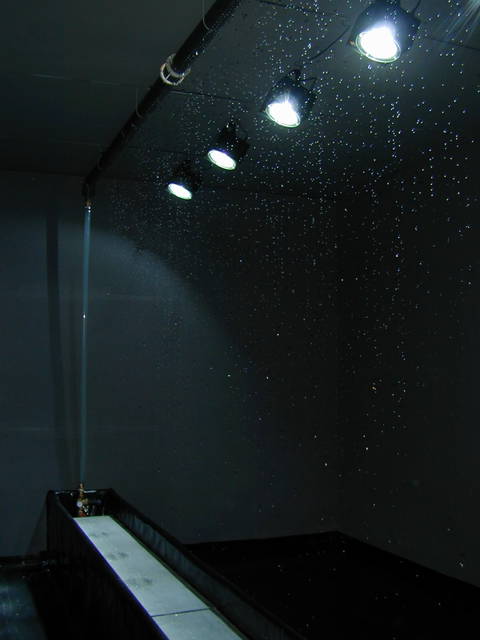 Your strange certainty still kept, 1996 - Zentrum für internationale Lichtkunst Unna, Germany – 2001 - Photo: Franz Wamhof