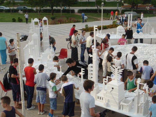 The collectivity project, 2005 - 3rd Tirana Biennale, Albania – 2005 - Photo: Olafur Eliasson
