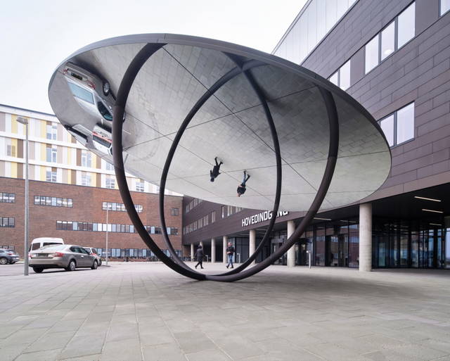 Det lyttende spejl, 2021 - Regionshospitalet Gødstrup, Herning, Denmark – 2022 - Photo: Anders Sune Berg
