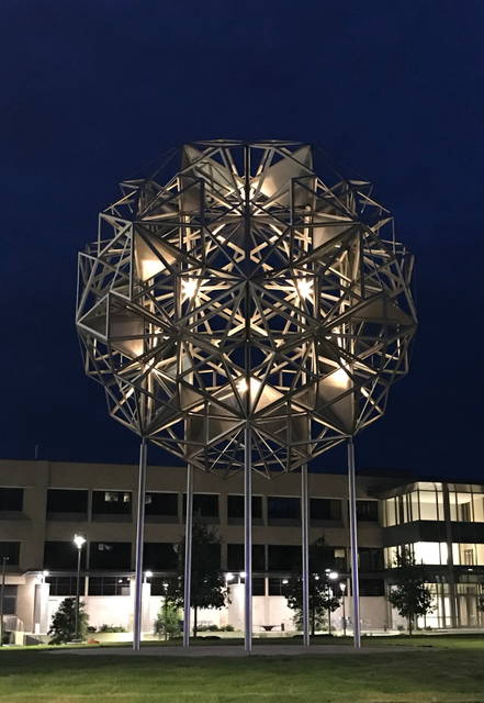 How to build a sphere out of cubes, 2018 - Texas A&M University, College Station, Texas – 2018 - Photo: Wolfgang Devine