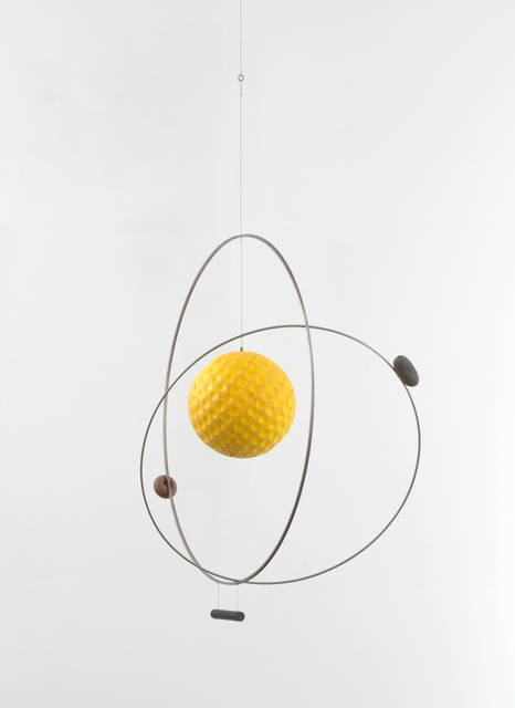 Shore compass (07:00, yellow)