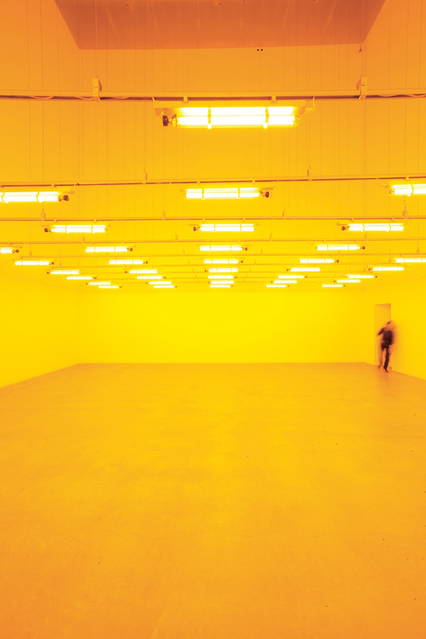 Room for one color - 21st Century Museum of Contemporary Art, Kanazawa, Japan – 2009 - Photo: Studio Olafur Eliasson
