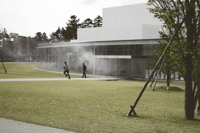 Installation view - 21st Century Museum of Contemporary Art, Kanazawa, Japan – 2009 - Photo: Studio Olafur Eliasson