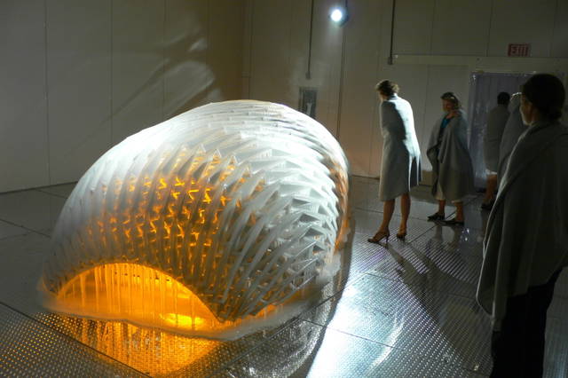 Your mobile expectations: BMW H2R project, 2007 - San Francisco Museum of Modern Art – 2007 - Photo: Studio Olafur Eliasson