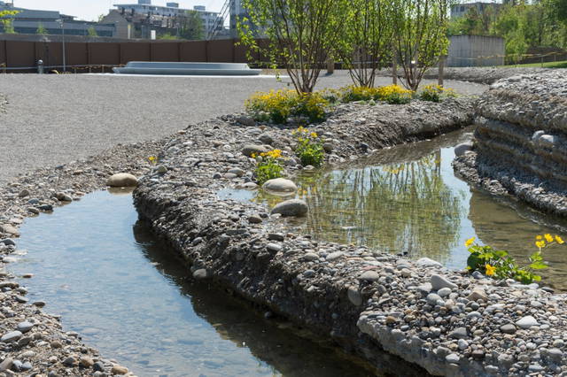 Oscillation bench, 2014 - Novartis Campus, Basel – 2015 - Photo: Christian Bettinger / PHOTO BASILISK AG 