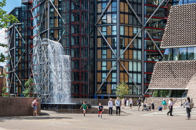 Waterfall, 2019 - Tate Modern, London – 2019 - Photo: Anders Sune Berg