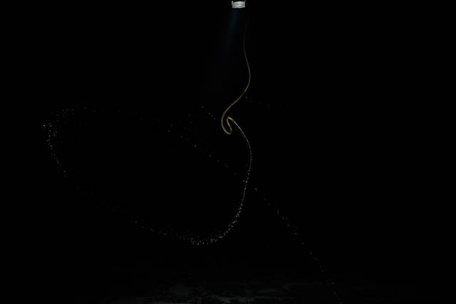 Water pendulum - Red Brick Art Museum, Beijing – 2018 - Photo: Xing Yu