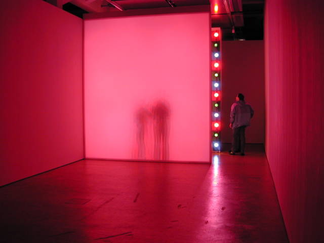 Room for all colours, 1999 - Zentrum für internationale Lichtkunst Unna, Germany – 1999 - Photo: Franz Wamhof