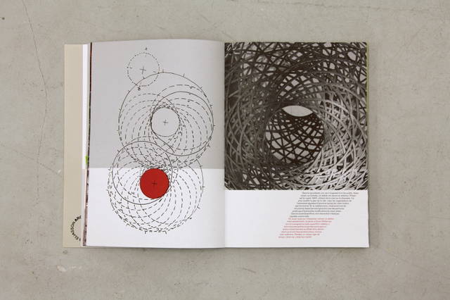 Spread from Chaque matin je me sens différent, chaque soir je me sens le même, edited by Angeline Scherf, Paris 2002