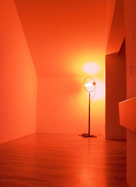 Monofrequency lamp, 2004 - Aspen Art Museum, Colorado – 2005 - Photo: Frank Haugwitz / Studio Olafur Eliasson