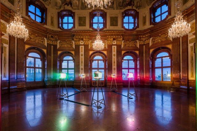 Five orientation lights, 1999 - The Winter Palace of Prince Eugene of Savoy, Vienna – 2015 - Photo: Andrers Sune Berg