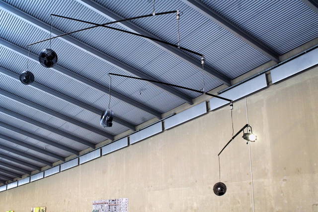 Quadrible light ventilator mobile