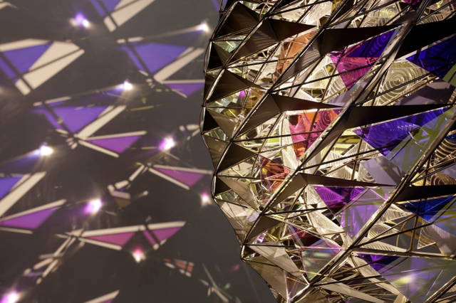 Radiant existence sphere, 2022 - Studio Olafur Eliasson, Berlin  – 2022 - Photo: Hans-Georg Gaul