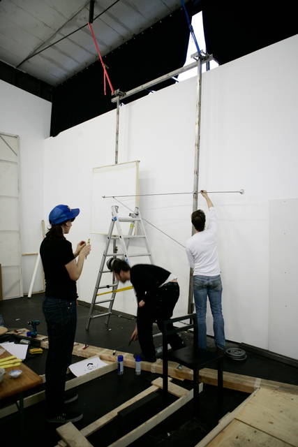 Monoaxial Berlin pendulum drawings in progress - Studio Olafur Eliasson, Berlin – 2007 - Photo: Studio Olafur Eliasson