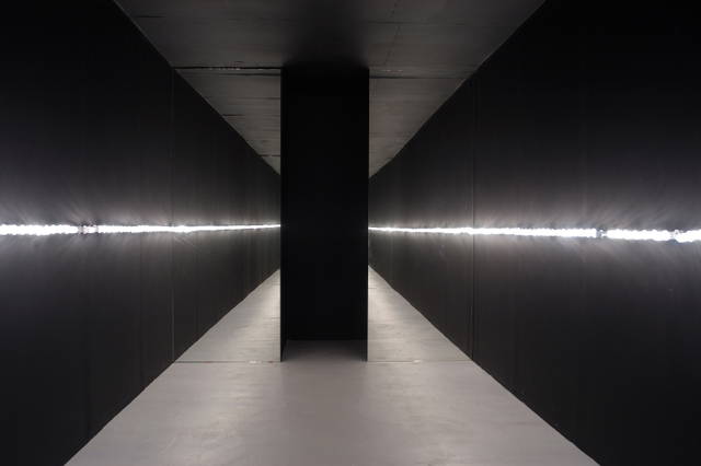 Surroundings surrounded, 2001 - Esbjerg Kunstmuseum, Denmark – 2001