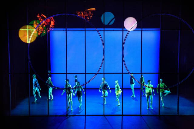 Tree of Codes, 2015 by Wayne McGregor, Olafur Eliasson and Jamie xx with dancers from Company Wayne McGregor and Paris Opera Ballet - Opera House, Manchester – 2015 - Photo: Joel Chester Fildes