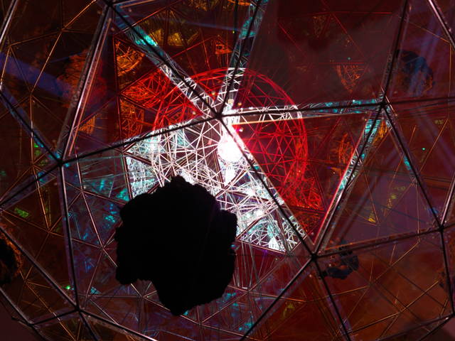 Common sense lamp, 2011 - Photo: Jens Ziehe