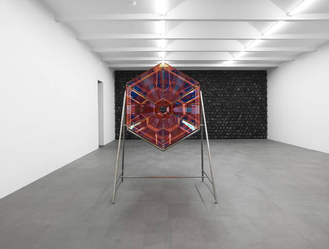 Red double kaleidoscope, 2005 - Jarla Partilager, Stockholm – 2005 - Photo: Mathias Johansson 