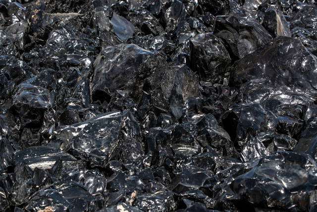 Your obsidian garden, 2023 - Al Thakhira, Qatar – 2023 - Photo: Ali Faisal Al Anssari, Qatar Museums