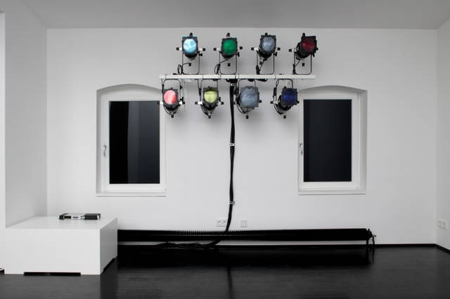 Afterimage star, 2008 - neugerriemschneider, Berlin – 2008 - Photo: Jens Ziehe