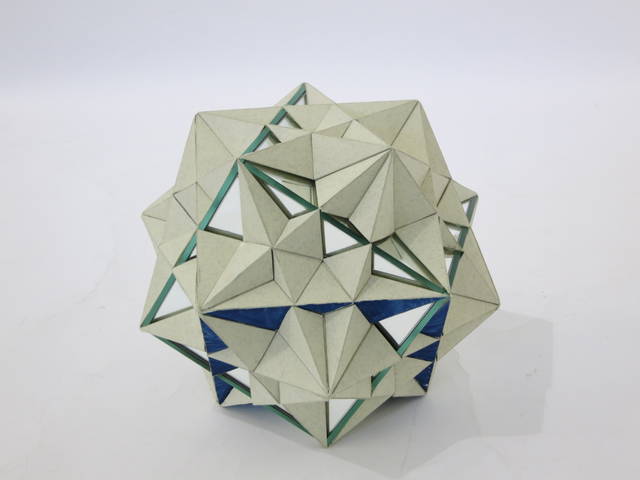 3 D fivefold symmetry