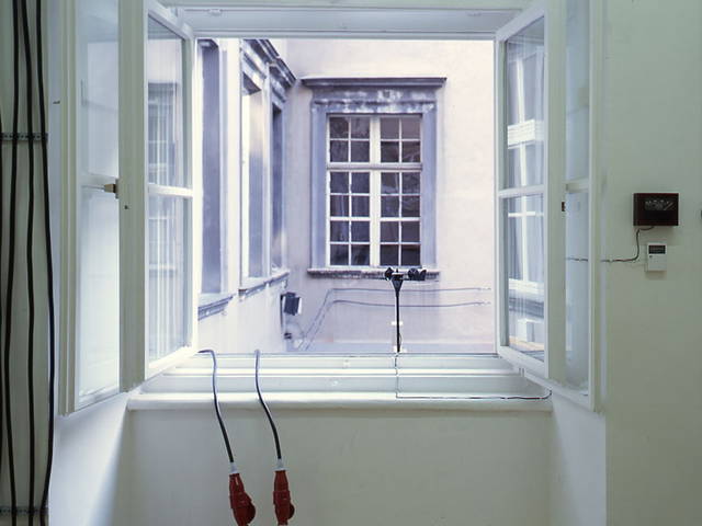 The weather station, 1999 - Surrounding surrounded, Neue Galerie am Landesmuseum Joanneum, Graz, Austria – 1999 - Photo: Koinegg