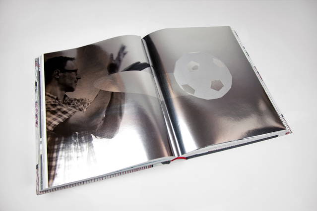 Spread from Unspoken Spaces, edited by Studio Olafur Eliasson, Berlin 2016 - Photo: Thames & Hudson