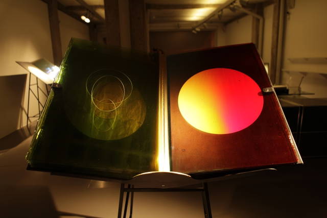 A View Becomes a Window, 2013 - Ivory Press, Madrid – 2013 - Photo: Studio Olafur Eliasson