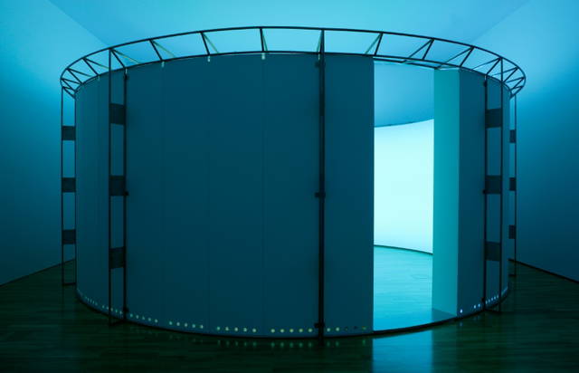 360° room for all colours - Kunstmuseum Wolfsburg, Germany – 2004 - Photo: Jens Ziehe