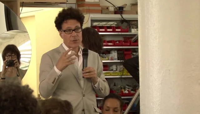 Sanford Kwinter speaks about Alvin Lucier’s I Am Sitting in a Room, 1969. Life Is Space, 2011: 14.00