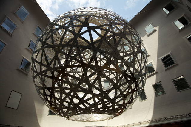 Sphere, 2003 - Fünf Höfe, Viscardihof, Munich – 2003 - Photo: Thilo Frank / Studio Olafur Eliasson