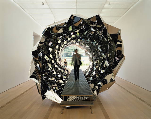 Your spiral view, 2002 - Fondation Beyeler, Riehen / Basel, Switzerland – 2002 - Photo: Jens Ziehe