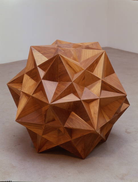 3 D fivefold symmetry