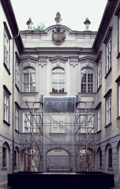 Waterfall, 1998 - Neue Galerie am Landesmuseum Joanneum, Graz, Austria – 1998 - Photo: Koinegg