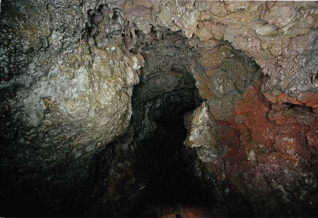 The cave series, looking in, 1998, single print