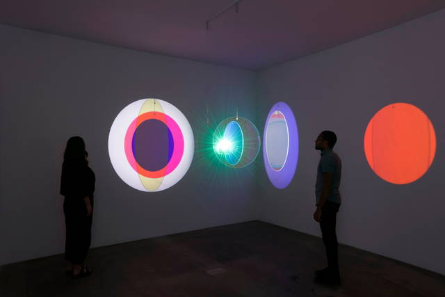 Retinal flare space - Tanya Bonakdar Gallery, New York / Los Angeles – 2018 - Photo: Jeff Mclane