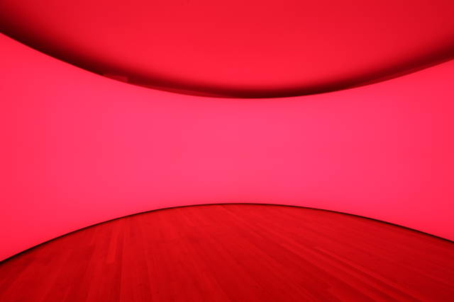 360° room for all colours, 2002 - The Museum of Modern Art, New York – 2002 - Photo: Studio Olafur Eliasson
