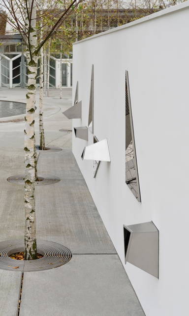 The curious museum wall, 2022 - Esbjerg Kunstmuseum, Denmark – 2022 - Photo: Anders Sune Berg