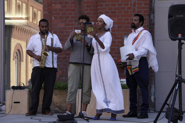 Grey Sheep with Mihret Kebede, Abebaw Melaku, Jorga Mesfin, Misrak Terefe & Eric Ellingsen - Studio Olafur Eliasson, Berlin – 2014 - Photo: María del Pilar García Ayensa / Studio Olafur Eliasson