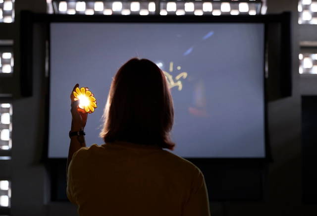 Sunlight graffiti, 2012 - Tate Modern, London – 2019 - Photo: Zan Wimberley