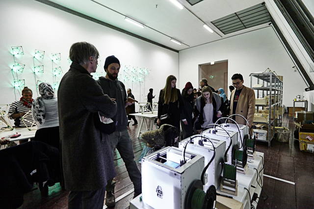 Green light, 2016 – An artistic workshop Co-produced by Thyssen-Bornemisza Art Contemporary - TBA21-Augarten, Vienna – 2016 - Photo: Sandro E.E. Zanzinger