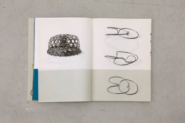 Spread from Chaque matin je me sens différent, chaque soir je me sens le même, edited by Angeline Scherf, Paris 2002