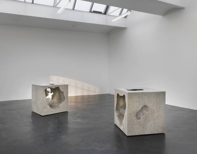 Olafur Eliasson: The presence of absence, 2016 installation view - neugerriemschneider, Berlin – 2016 - Photo: Jens Ziehe
