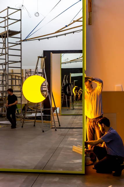 At Studio Olafur Eliasson, working on Deep mirror (yellow), 2016 - Photo: María del Pilar García Ayensa / Studio Olafur Eliasson 
